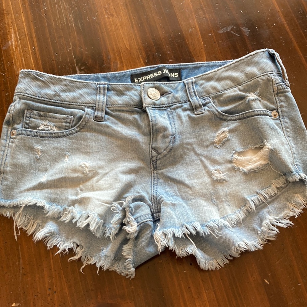 Express shorts